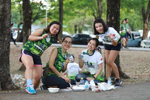 BIB: 
                            <button type="button" onclick="openModal(3612303)" class="btn btn-primary btn-sm float-right btn-popup" data-toggle="modal" data-target=".modal-high-quality">
                        <i class="fas fa-shopping-cart"></i> Add to Cart
                    </button>
                                            <button type="button" onclick="isThisMe(3612303, true)" class="btn btn-success btn-sm float-right btn-popup btn-isme hidden" data-toggle="tooltip" data-placement="bottom" title="นี่คือรูปของคุณใช่ไหม คลิกที่นี่เพื่อเอาเข้าอัลบั้ม">
                        <i class="fas fa-plus"></i> Add to album
                    </button>
                    <button type="button" onclick="isThisMe(3612303, false)" class="btn btn-warning btn-sm float-right btn-popup btn-isnotme hidden">
                        <i class="fas fa-ban"></i> Remove from album
                    </button>