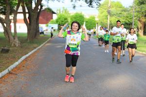 BIB: 2299
                            <button type="button" onclick="openModal(3610851)" class="btn btn-primary btn-sm float-right btn-popup" data-toggle="modal" data-target=".modal-high-quality">
                        <i class="fas fa-shopping-cart"></i> Add to Cart
                    </button>
                                            <button type="button" onclick="isThisMe(3610851, true)" class="btn btn-success btn-sm float-right btn-popup btn-isme hidden" data-toggle="tooltip" data-placement="bottom" title="นี่คือรูปของคุณใช่ไหม คลิกที่นี่เพื่อเอาเข้าอัลบั้ม">
                        <i class="fas fa-plus"></i> Add to album
                    </button>
                    <button type="button" onclick="isThisMe(3610851, false)" class="btn btn-warning btn-sm float-right btn-popup btn-isnotme hidden">
                        <i class="fas fa-ban"></i> Remove from album
                    </button>