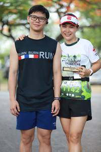 BIB: 1142
                            <button type="button" onclick="openModal(3612992)" class="btn btn-primary btn-sm float-right btn-popup" data-toggle="modal" data-target=".modal-high-quality">
                        <i class="fas fa-shopping-cart"></i> Add to Cart
                    </button>
                                            <button type="button" onclick="isThisMe(3612992, true)" class="btn btn-success btn-sm float-right btn-popup btn-isme hidden" data-toggle="tooltip" data-placement="bottom" title="นี่คือรูปของคุณใช่ไหม คลิกที่นี่เพื่อเอาเข้าอัลบั้ม">
                        <i class="fas fa-plus"></i> Add to album
                    </button>
                    <button type="button" onclick="isThisMe(3612992, false)" class="btn btn-warning btn-sm float-right btn-popup btn-isnotme hidden">
                        <i class="fas fa-ban"></i> Remove from album
                    </button>