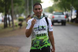 BIB: 
                            <button type="button" onclick="openModal(3612214)" class="btn btn-primary btn-sm float-right btn-popup" data-toggle="modal" data-target=".modal-high-quality">
                        <i class="fas fa-shopping-cart"></i> Add to Cart
                    </button>
                                            <button type="button" onclick="isThisMe(3612214, true)" class="btn btn-success btn-sm float-right btn-popup btn-isme hidden" data-toggle="tooltip" data-placement="bottom" title="นี่คือรูปของคุณใช่ไหม คลิกที่นี่เพื่อเอาเข้าอัลบั้ม">
                        <i class="fas fa-plus"></i> Add to album
                    </button>
                    <button type="button" onclick="isThisMe(3612214, false)" class="btn btn-warning btn-sm float-right btn-popup btn-isnotme hidden">
                        <i class="fas fa-ban"></i> Remove from album
                    </button>