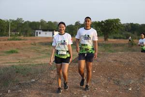 BIB: 1892
                            <button type="button" onclick="openModal(3609948)" class="btn btn-primary btn-sm float-right btn-popup" data-toggle="modal" data-target=".modal-high-quality">
                        <i class="fas fa-shopping-cart"></i> Add to Cart
                    </button>
                                            <button type="button" onclick="isThisMe(3609948, true)" class="btn btn-success btn-sm float-right btn-popup btn-isme hidden" data-toggle="tooltip" data-placement="bottom" title="นี่คือรูปของคุณใช่ไหม คลิกที่นี่เพื่อเอาเข้าอัลบั้ม">
                        <i class="fas fa-plus"></i> Add to album
                    </button>
                    <button type="button" onclick="isThisMe(3609948, false)" class="btn btn-warning btn-sm float-right btn-popup btn-isnotme hidden">
                        <i class="fas fa-ban"></i> Remove from album
                    </button>