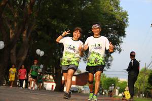 BIB: 
                            <button type="button" onclick="openModal(3611542)" class="btn btn-primary btn-sm float-right btn-popup" data-toggle="modal" data-target=".modal-high-quality">
                        <i class="fas fa-shopping-cart"></i> Add to Cart
                    </button>
                                            <button type="button" onclick="isThisMe(3611542, true)" class="btn btn-success btn-sm float-right btn-popup btn-isme hidden" data-toggle="tooltip" data-placement="bottom" title="นี่คือรูปของคุณใช่ไหม คลิกที่นี่เพื่อเอาเข้าอัลบั้ม">
                        <i class="fas fa-plus"></i> Add to album
                    </button>
                    <button type="button" onclick="isThisMe(3611542, false)" class="btn btn-warning btn-sm float-right btn-popup btn-isnotme hidden">
                        <i class="fas fa-ban"></i> Remove from album
                    </button>