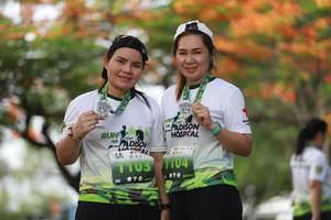 BIB: 
                            <button type="button" onclick="openModal(3613102)" class="btn btn-primary btn-sm float-right btn-popup" data-toggle="modal" data-target=".modal-high-quality">
                        <i class="fas fa-shopping-cart"></i> Add to Cart
                    </button>
                                            <button type="button" onclick="isThisMe(3613102, true)" class="btn btn-success btn-sm float-right btn-popup btn-isme hidden" data-toggle="tooltip" data-placement="bottom" title="นี่คือรูปของคุณใช่ไหม คลิกที่นี่เพื่อเอาเข้าอัลบั้ม">
                        <i class="fas fa-plus"></i> Add to album
                    </button>
                    <button type="button" onclick="isThisMe(3613102, false)" class="btn btn-warning btn-sm float-right btn-popup btn-isnotme hidden">
                        <i class="fas fa-ban"></i> Remove from album
                    </button>