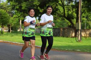 BIB: 1742
                            <button type="button" onclick="openModal(3611123)" class="btn btn-primary btn-sm float-right btn-popup" data-toggle="modal" data-target=".modal-high-quality">
                        <i class="fas fa-shopping-cart"></i> Add to Cart
                    </button>
                                            <button type="button" onclick="isThisMe(3611123, true)" class="btn btn-success btn-sm float-right btn-popup btn-isme hidden" data-toggle="tooltip" data-placement="bottom" title="นี่คือรูปของคุณใช่ไหม คลิกที่นี่เพื่อเอาเข้าอัลบั้ม">
                        <i class="fas fa-plus"></i> Add to album
                    </button>
                    <button type="button" onclick="isThisMe(3611123, false)" class="btn btn-warning btn-sm float-right btn-popup btn-isnotme hidden">
                        <i class="fas fa-ban"></i> Remove from album
                    </button>