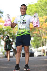 BIB: 2095
                            <button type="button" onclick="openModal(3613796)" class="btn btn-primary btn-sm float-right btn-popup" data-toggle="modal" data-target=".modal-high-quality">
                        <i class="fas fa-shopping-cart"></i> Add to Cart
                    </button>
                                            <button type="button" onclick="isThisMe(3613796, true)" class="btn btn-success btn-sm float-right btn-popup btn-isme hidden" data-toggle="tooltip" data-placement="bottom" title="นี่คือรูปของคุณใช่ไหม คลิกที่นี่เพื่อเอาเข้าอัลบั้ม">
                        <i class="fas fa-plus"></i> Add to album
                    </button>
                    <button type="button" onclick="isThisMe(3613796, false)" class="btn btn-warning btn-sm float-right btn-popup btn-isnotme hidden">
                        <i class="fas fa-ban"></i> Remove from album
                    </button>