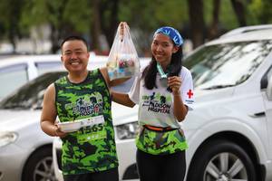 BIB: 565
                            <button type="button" onclick="openModal(3612144)" class="btn btn-primary btn-sm float-right btn-popup" data-toggle="modal" data-target=".modal-high-quality">
                        <i class="fas fa-shopping-cart"></i> Add to Cart
                    </button>
                                            <button type="button" onclick="isThisMe(3612144, true)" class="btn btn-success btn-sm float-right btn-popup btn-isme hidden" data-toggle="tooltip" data-placement="bottom" title="นี่คือรูปของคุณใช่ไหม คลิกที่นี่เพื่อเอาเข้าอัลบั้ม">
                        <i class="fas fa-plus"></i> Add to album
                    </button>
                    <button type="button" onclick="isThisMe(3612144, false)" class="btn btn-warning btn-sm float-right btn-popup btn-isnotme hidden">
                        <i class="fas fa-ban"></i> Remove from album
                    </button>