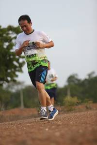 BIB: 1692
                            <button type="button" onclick="openModal(3601919)" class="btn btn-primary btn-sm float-right btn-popup" data-toggle="modal" data-target=".modal-high-quality">
                        <i class="fas fa-shopping-cart"></i> Add to Cart
                    </button>
                                            <button type="button" onclick="isThisMe(3601919, true)" class="btn btn-success btn-sm float-right btn-popup btn-isme hidden" data-toggle="tooltip" data-placement="bottom" title="นี่คือรูปของคุณใช่ไหม คลิกที่นี่เพื่อเอาเข้าอัลบั้ม">
                        <i class="fas fa-plus"></i> Add to album
                    </button>
                    <button type="button" onclick="isThisMe(3601919, false)" class="btn btn-warning btn-sm float-right btn-popup btn-isnotme hidden">
                        <i class="fas fa-ban"></i> Remove from album
                    </button>