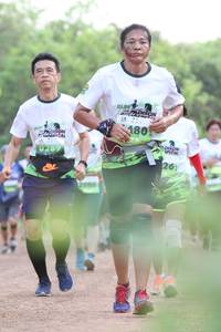 BIB: 1480
                            <button type="button" onclick="openModal(3641677)" class="btn btn-primary btn-sm float-right btn-popup" data-toggle="modal" data-target=".modal-high-quality">
                        <i class="fas fa-shopping-cart"></i> Add to Cart
                    </button>
                                            <button type="button" onclick="isThisMe(3641677, true)" class="btn btn-success btn-sm float-right btn-popup btn-isme hidden" data-toggle="tooltip" data-placement="bottom" title="นี่คือรูปของคุณใช่ไหม คลิกที่นี่เพื่อเอาเข้าอัลบั้ม">
                        <i class="fas fa-plus"></i> Add to album
                    </button>
                    <button type="button" onclick="isThisMe(3641677, false)" class="btn btn-warning btn-sm float-right btn-popup btn-isnotme hidden">
                        <i class="fas fa-ban"></i> Remove from album
                    </button>