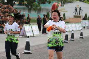 BIB: 133, 2132
                            <button type="button" onclick="openModal(3652644)" class="btn btn-primary btn-sm float-right btn-popup" data-toggle="modal" data-target=".modal-high-quality">
                        <i class="fas fa-shopping-cart"></i> Add to Cart
                    </button>
                                            <button type="button" onclick="isThisMe(3652644, true)" class="btn btn-success btn-sm float-right btn-popup btn-isme hidden" data-toggle="tooltip" data-placement="bottom" title="นี่คือรูปของคุณใช่ไหม คลิกที่นี่เพื่อเอาเข้าอัลบั้ม">
                        <i class="fas fa-plus"></i> Add to album
                    </button>
                    <button type="button" onclick="isThisMe(3652644, false)" class="btn btn-warning btn-sm float-right btn-popup btn-isnotme hidden">
                        <i class="fas fa-ban"></i> Remove from album
                    </button>