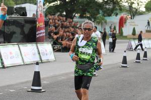 BIB: 2456
                            <button type="button" onclick="openModal(3652657)" class="btn btn-primary btn-sm float-right btn-popup" data-toggle="modal" data-target=".modal-high-quality">
                        <i class="fas fa-shopping-cart"></i> Add to Cart
                    </button>
                                            <button type="button" onclick="isThisMe(3652657, true)" class="btn btn-success btn-sm float-right btn-popup btn-isme hidden" data-toggle="tooltip" data-placement="bottom" title="นี่คือรูปของคุณใช่ไหม คลิกที่นี่เพื่อเอาเข้าอัลบั้ม">
                        <i class="fas fa-plus"></i> Add to album
                    </button>
                    <button type="button" onclick="isThisMe(3652657, false)" class="btn btn-warning btn-sm float-right btn-popup btn-isnotme hidden">
                        <i class="fas fa-ban"></i> Remove from album
                    </button>