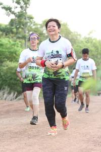 BIB: 010
                            <button type="button" onclick="openModal(3642910)" class="btn btn-primary btn-sm float-right btn-popup" data-toggle="modal" data-target=".modal-high-quality">
                        <i class="fas fa-shopping-cart"></i> Add to Cart
                    </button>
                                            <button type="button" onclick="isThisMe(3642910, true)" class="btn btn-success btn-sm float-right btn-popup btn-isme hidden" data-toggle="tooltip" data-placement="bottom" title="นี่คือรูปของคุณใช่ไหม คลิกที่นี่เพื่อเอาเข้าอัลบั้ม">
                        <i class="fas fa-plus"></i> Add to album
                    </button>
                    <button type="button" onclick="isThisMe(3642910, false)" class="btn btn-warning btn-sm float-right btn-popup btn-isnotme hidden">
                        <i class="fas fa-ban"></i> Remove from album
                    </button>