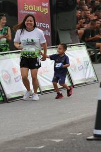 BIB: 729
                            <button type="button" onclick="openModal(3652543)" class="btn btn-primary btn-sm float-right btn-popup" data-toggle="modal" data-target=".modal-high-quality">
                        <i class="fas fa-shopping-cart"></i> Add to Cart
                    </button>
                                            <button type="button" onclick="isThisMe(3652543, true)" class="btn btn-success btn-sm float-right btn-popup btn-isme hidden" data-toggle="tooltip" data-placement="bottom" title="นี่คือรูปของคุณใช่ไหม คลิกที่นี่เพื่อเอาเข้าอัลบั้ม">
                        <i class="fas fa-plus"></i> Add to album
                    </button>
                    <button type="button" onclick="isThisMe(3652543, false)" class="btn btn-warning btn-sm float-right btn-popup btn-isnotme hidden">
                        <i class="fas fa-ban"></i> Remove from album
                    </button>