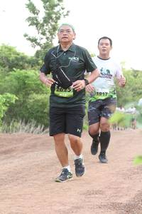 BIB: 917
                            <button type="button" onclick="openModal(3642756)" class="btn btn-primary btn-sm float-right btn-popup" data-toggle="modal" data-target=".modal-high-quality">
                        <i class="fas fa-shopping-cart"></i> Add to Cart
                    </button>
                                            <button type="button" onclick="isThisMe(3642756, true)" class="btn btn-success btn-sm float-right btn-popup btn-isme hidden" data-toggle="tooltip" data-placement="bottom" title="นี่คือรูปของคุณใช่ไหม คลิกที่นี่เพื่อเอาเข้าอัลบั้ม">
                        <i class="fas fa-plus"></i> Add to album
                    </button>
                    <button type="button" onclick="isThisMe(3642756, false)" class="btn btn-warning btn-sm float-right btn-popup btn-isnotme hidden">
                        <i class="fas fa-ban"></i> Remove from album
                    </button>