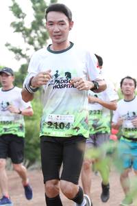 BIB: 2104
                            <button type="button" onclick="openModal(3617232)" class="btn btn-primary btn-sm float-right btn-popup" data-toggle="modal" data-target=".modal-high-quality">
                        <i class="fas fa-shopping-cart"></i> Add to Cart
                    </button>
                                            <button type="button" onclick="isThisMe(3617232, true)" class="btn btn-success btn-sm float-right btn-popup btn-isme hidden" data-toggle="tooltip" data-placement="bottom" title="นี่คือรูปของคุณใช่ไหม คลิกที่นี่เพื่อเอาเข้าอัลบั้ม">
                        <i class="fas fa-plus"></i> Add to album
                    </button>
                    <button type="button" onclick="isThisMe(3617232, false)" class="btn btn-warning btn-sm float-right btn-popup btn-isnotme hidden">
                        <i class="fas fa-ban"></i> Remove from album
                    </button>