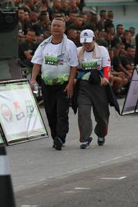 BIB: 1056, 1057
                            <button type="button" onclick="openModal(3652572)" class="btn btn-primary btn-sm float-right btn-popup" data-toggle="modal" data-target=".modal-high-quality">
                        <i class="fas fa-shopping-cart"></i> Add to Cart
                    </button>
                                            <button type="button" onclick="isThisMe(3652572, true)" class="btn btn-success btn-sm float-right btn-popup btn-isme hidden" data-toggle="tooltip" data-placement="bottom" title="นี่คือรูปของคุณใช่ไหม คลิกที่นี่เพื่อเอาเข้าอัลบั้ม">
                        <i class="fas fa-plus"></i> Add to album
                    </button>
                    <button type="button" onclick="isThisMe(3652572, false)" class="btn btn-warning btn-sm float-right btn-popup btn-isnotme hidden">
                        <i class="fas fa-ban"></i> Remove from album
                    </button>