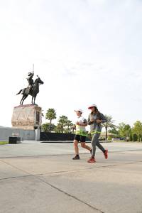 BIB: 
                            <button type="button" onclick="openModal(3659485)" class="btn btn-primary btn-sm float-right btn-popup" data-toggle="modal" data-target=".modal-high-quality">
                        <i class="fas fa-shopping-cart"></i> Add to Cart
                    </button>
                                            <button type="button" onclick="isThisMe(3659485, true)" class="btn btn-success btn-sm float-right btn-popup btn-isme hidden" data-toggle="tooltip" data-placement="bottom" title="นี่คือรูปของคุณใช่ไหม คลิกที่นี่เพื่อเอาเข้าอัลบั้ม">
                        <i class="fas fa-plus"></i> Add to album
                    </button>
                    <button type="button" onclick="isThisMe(3659485, false)" class="btn btn-warning btn-sm float-right btn-popup btn-isnotme hidden">
                        <i class="fas fa-ban"></i> Remove from album
                    </button>