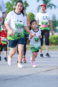 BIB: 
                            <button type="button" onclick="openModal(3671013)" class="btn btn-primary btn-sm float-right btn-popup" data-toggle="modal" data-target=".modal-high-quality">
                        <i class="fas fa-shopping-cart"></i> Add to Cart
                    </button>
                                            <button type="button" onclick="isThisMe(3671013, true)" class="btn btn-success btn-sm float-right btn-popup btn-isme hidden" data-toggle="tooltip" data-placement="bottom" title="นี่คือรูปของคุณใช่ไหม คลิกที่นี่เพื่อเอาเข้าอัลบั้ม">
                        <i class="fas fa-plus"></i> Add to album
                    </button>
                    <button type="button" onclick="isThisMe(3671013, false)" class="btn btn-warning btn-sm float-right btn-popup btn-isnotme hidden">
                        <i class="fas fa-ban"></i> Remove from album
                    </button>