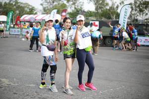 BIB: 
                            <button type="button" onclick="openModal(3660764)" class="btn btn-primary btn-sm float-right btn-popup" data-toggle="modal" data-target=".modal-high-quality">
                        <i class="fas fa-shopping-cart"></i> Add to Cart
                    </button>
                                            <button type="button" onclick="isThisMe(3660764, true)" class="btn btn-success btn-sm float-right btn-popup btn-isme hidden" data-toggle="tooltip" data-placement="bottom" title="นี่คือรูปของคุณใช่ไหม คลิกที่นี่เพื่อเอาเข้าอัลบั้ม">
                        <i class="fas fa-plus"></i> Add to album
                    </button>
                    <button type="button" onclick="isThisMe(3660764, false)" class="btn btn-warning btn-sm float-right btn-popup btn-isnotme hidden">
                        <i class="fas fa-ban"></i> Remove from album
                    </button>