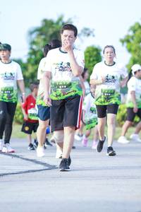 BIB: 
                            <button type="button" onclick="openModal(3670909)" class="btn btn-primary btn-sm float-right btn-popup" data-toggle="modal" data-target=".modal-high-quality">
                        <i class="fas fa-shopping-cart"></i> Add to Cart
                    </button>
                                            <button type="button" onclick="isThisMe(3670909, true)" class="btn btn-success btn-sm float-right btn-popup btn-isme hidden" data-toggle="tooltip" data-placement="bottom" title="นี่คือรูปของคุณใช่ไหม คลิกที่นี่เพื่อเอาเข้าอัลบั้ม">
                        <i class="fas fa-plus"></i> Add to album
                    </button>
                    <button type="button" onclick="isThisMe(3670909, false)" class="btn btn-warning btn-sm float-right btn-popup btn-isnotme hidden">
                        <i class="fas fa-ban"></i> Remove from album
                    </button>