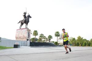 BIB: 
                            <button type="button" onclick="openModal(3657299)" class="btn btn-primary btn-sm float-right btn-popup" data-toggle="modal" data-target=".modal-high-quality">
                        <i class="fas fa-shopping-cart"></i> Add to Cart
                    </button>
                                            <button type="button" onclick="isThisMe(3657299, true)" class="btn btn-success btn-sm float-right btn-popup btn-isme hidden" data-toggle="tooltip" data-placement="bottom" title="นี่คือรูปของคุณใช่ไหม คลิกที่นี่เพื่อเอาเข้าอัลบั้ม">
                        <i class="fas fa-plus"></i> Add to album
                    </button>
                    <button type="button" onclick="isThisMe(3657299, false)" class="btn btn-warning btn-sm float-right btn-popup btn-isnotme hidden">
                        <i class="fas fa-ban"></i> Remove from album
                    </button>