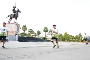 BIB: 
                            <button type="button" onclick="openModal(3657627)" class="btn btn-primary btn-sm float-right btn-popup" data-toggle="modal" data-target=".modal-high-quality">
                        <i class="fas fa-shopping-cart"></i> Add to Cart
                    </button>
                                            <button type="button" onclick="isThisMe(3657627, true)" class="btn btn-success btn-sm float-right btn-popup btn-isme hidden" data-toggle="tooltip" data-placement="bottom" title="นี่คือรูปของคุณใช่ไหม คลิกที่นี่เพื่อเอาเข้าอัลบั้ม">
                        <i class="fas fa-plus"></i> Add to album
                    </button>
                    <button type="button" onclick="isThisMe(3657627, false)" class="btn btn-warning btn-sm float-right btn-popup btn-isnotme hidden">
                        <i class="fas fa-ban"></i> Remove from album
                    </button>