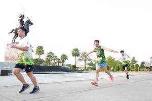 BIB: 
                            <button type="button" onclick="openModal(3657663)" class="btn btn-primary btn-sm float-right btn-popup" data-toggle="modal" data-target=".modal-high-quality">
                        <i class="fas fa-shopping-cart"></i> Add to Cart
                    </button>
                                            <button type="button" onclick="isThisMe(3657663, true)" class="btn btn-success btn-sm float-right btn-popup btn-isme hidden" data-toggle="tooltip" data-placement="bottom" title="นี่คือรูปของคุณใช่ไหม คลิกที่นี่เพื่อเอาเข้าอัลบั้ม">
                        <i class="fas fa-plus"></i> Add to album
                    </button>
                    <button type="button" onclick="isThisMe(3657663, false)" class="btn btn-warning btn-sm float-right btn-popup btn-isnotme hidden">
                        <i class="fas fa-ban"></i> Remove from album
                    </button>