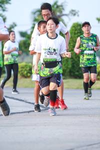 BIB: 140
                            <button type="button" onclick="openModal(3663902)" class="btn btn-primary btn-sm float-right btn-popup" data-toggle="modal" data-target=".modal-high-quality">
                        <i class="fas fa-shopping-cart"></i> Add to Cart
                    </button>
                                            <button type="button" onclick="isThisMe(3663902, true)" class="btn btn-success btn-sm float-right btn-popup btn-isme hidden" data-toggle="tooltip" data-placement="bottom" title="นี่คือรูปของคุณใช่ไหม คลิกที่นี่เพื่อเอาเข้าอัลบั้ม">
                        <i class="fas fa-plus"></i> Add to album
                    </button>
                    <button type="button" onclick="isThisMe(3663902, false)" class="btn btn-warning btn-sm float-right btn-popup btn-isnotme hidden">
                        <i class="fas fa-ban"></i> Remove from album
                    </button>