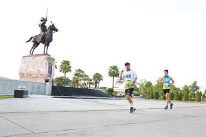 BIB: 
                            <button type="button" onclick="openModal(3657385)" class="btn btn-primary btn-sm float-right btn-popup" data-toggle="modal" data-target=".modal-high-quality">
                        <i class="fas fa-shopping-cart"></i> Add to Cart
                    </button>
                                            <button type="button" onclick="isThisMe(3657385, true)" class="btn btn-success btn-sm float-right btn-popup btn-isme hidden" data-toggle="tooltip" data-placement="bottom" title="นี่คือรูปของคุณใช่ไหม คลิกที่นี่เพื่อเอาเข้าอัลบั้ม">
                        <i class="fas fa-plus"></i> Add to album
                    </button>
                    <button type="button" onclick="isThisMe(3657385, false)" class="btn btn-warning btn-sm float-right btn-popup btn-isnotme hidden">
                        <i class="fas fa-ban"></i> Remove from album
                    </button>