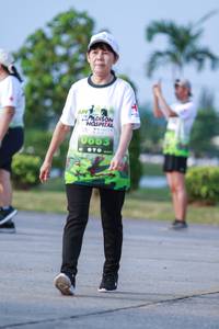 BIB: 0663
                            <button type="button" onclick="openModal(3670129)" class="btn btn-primary btn-sm float-right btn-popup" data-toggle="modal" data-target=".modal-high-quality">
                        <i class="fas fa-shopping-cart"></i> Add to Cart
                    </button>
                                            <button type="button" onclick="isThisMe(3670129, true)" class="btn btn-success btn-sm float-right btn-popup btn-isme hidden" data-toggle="tooltip" data-placement="bottom" title="นี่คือรูปของคุณใช่ไหม คลิกที่นี่เพื่อเอาเข้าอัลบั้ม">
                        <i class="fas fa-plus"></i> Add to album
                    </button>
                    <button type="button" onclick="isThisMe(3670129, false)" class="btn btn-warning btn-sm float-right btn-popup btn-isnotme hidden">
                        <i class="fas fa-ban"></i> Remove from album
                    </button>