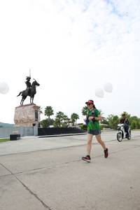 BIB: 
                            <button type="button" onclick="openModal(3660607)" class="btn btn-primary btn-sm float-right btn-popup" data-toggle="modal" data-target=".modal-high-quality">
                        <i class="fas fa-shopping-cart"></i> Add to Cart
                    </button>
                                            <button type="button" onclick="isThisMe(3660607, true)" class="btn btn-success btn-sm float-right btn-popup btn-isme hidden" data-toggle="tooltip" data-placement="bottom" title="นี่คือรูปของคุณใช่ไหม คลิกที่นี่เพื่อเอาเข้าอัลบั้ม">
                        <i class="fas fa-plus"></i> Add to album
                    </button>
                    <button type="button" onclick="isThisMe(3660607, false)" class="btn btn-warning btn-sm float-right btn-popup btn-isnotme hidden">
                        <i class="fas fa-ban"></i> Remove from album
                    </button>