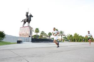 BIB: 
                            <button type="button" onclick="openModal(3657225)" class="btn btn-primary btn-sm float-right btn-popup" data-toggle="modal" data-target=".modal-high-quality">
                        <i class="fas fa-shopping-cart"></i> Add to Cart
                    </button>
                                            <button type="button" onclick="isThisMe(3657225, true)" class="btn btn-success btn-sm float-right btn-popup btn-isme hidden" data-toggle="tooltip" data-placement="bottom" title="นี่คือรูปของคุณใช่ไหม คลิกที่นี่เพื่อเอาเข้าอัลบั้ม">
                        <i class="fas fa-plus"></i> Add to album
                    </button>
                    <button type="button" onclick="isThisMe(3657225, false)" class="btn btn-warning btn-sm float-right btn-popup btn-isnotme hidden">
                        <i class="fas fa-ban"></i> Remove from album
                    </button>