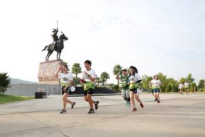 BIB: 
                            <button type="button" onclick="openModal(3659412)" class="btn btn-primary btn-sm float-right btn-popup" data-toggle="modal" data-target=".modal-high-quality">
                        <i class="fas fa-shopping-cart"></i> Add to Cart
                    </button>
                                            <button type="button" onclick="isThisMe(3659412, true)" class="btn btn-success btn-sm float-right btn-popup btn-isme hidden" data-toggle="tooltip" data-placement="bottom" title="นี่คือรูปของคุณใช่ไหม คลิกที่นี่เพื่อเอาเข้าอัลบั้ม">
                        <i class="fas fa-plus"></i> Add to album
                    </button>
                    <button type="button" onclick="isThisMe(3659412, false)" class="btn btn-warning btn-sm float-right btn-popup btn-isnotme hidden">
                        <i class="fas fa-ban"></i> Remove from album
                    </button>