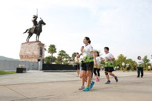 BIB: 
                            <button type="button" onclick="openModal(3658477)" class="btn btn-primary btn-sm float-right btn-popup" data-toggle="modal" data-target=".modal-high-quality">
                        <i class="fas fa-shopping-cart"></i> Add to Cart
                    </button>
                                            <button type="button" onclick="isThisMe(3658477, true)" class="btn btn-success btn-sm float-right btn-popup btn-isme hidden" data-toggle="tooltip" data-placement="bottom" title="นี่คือรูปของคุณใช่ไหม คลิกที่นี่เพื่อเอาเข้าอัลบั้ม">
                        <i class="fas fa-plus"></i> Add to album
                    </button>
                    <button type="button" onclick="isThisMe(3658477, false)" class="btn btn-warning btn-sm float-right btn-popup btn-isnotme hidden">
                        <i class="fas fa-ban"></i> Remove from album
                    </button>