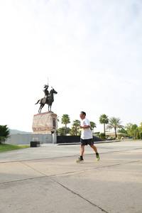 BIB: 
                            <button type="button" onclick="openModal(3660374)" class="btn btn-primary btn-sm float-right btn-popup" data-toggle="modal" data-target=".modal-high-quality">
                        <i class="fas fa-shopping-cart"></i> Add to Cart
                    </button>
                                            <button type="button" onclick="isThisMe(3660374, true)" class="btn btn-success btn-sm float-right btn-popup btn-isme hidden" data-toggle="tooltip" data-placement="bottom" title="นี่คือรูปของคุณใช่ไหม คลิกที่นี่เพื่อเอาเข้าอัลบั้ม">
                        <i class="fas fa-plus"></i> Add to album
                    </button>
                    <button type="button" onclick="isThisMe(3660374, false)" class="btn btn-warning btn-sm float-right btn-popup btn-isnotme hidden">
                        <i class="fas fa-ban"></i> Remove from album
                    </button>