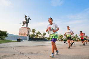 BIB: 2348
                            <button type="button" onclick="openModal(3814310)" class="btn btn-primary btn-sm float-right btn-popup" data-toggle="modal" data-target=".modal-high-quality">
                        <i class="fas fa-shopping-cart"></i> Add to Cart
                    </button>
                                            <button type="button" onclick="isThisMe(3814310, true)" class="btn btn-success btn-sm float-right btn-popup btn-isme hidden" data-toggle="tooltip" data-placement="bottom" title="นี่คือรูปของคุณใช่ไหม คลิกที่นี่เพื่อเอาเข้าอัลบั้ม">
                        <i class="fas fa-plus"></i> Add to album
                    </button>
                    <button type="button" onclick="isThisMe(3814310, false)" class="btn btn-warning btn-sm float-right btn-popup btn-isnotme hidden">
                        <i class="fas fa-ban"></i> Remove from album
                    </button>