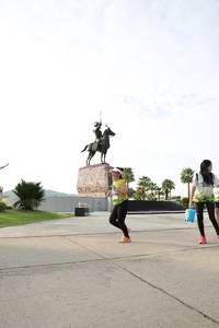 BIB: 
                            <button type="button" onclick="openModal(3659285)" class="btn btn-primary btn-sm float-right btn-popup" data-toggle="modal" data-target=".modal-high-quality">
                        <i class="fas fa-shopping-cart"></i> Add to Cart
                    </button>
                                            <button type="button" onclick="isThisMe(3659285, true)" class="btn btn-success btn-sm float-right btn-popup btn-isme hidden" data-toggle="tooltip" data-placement="bottom" title="นี่คือรูปของคุณใช่ไหม คลิกที่นี่เพื่อเอาเข้าอัลบั้ม">
                        <i class="fas fa-plus"></i> Add to album
                    </button>
                    <button type="button" onclick="isThisMe(3659285, false)" class="btn btn-warning btn-sm float-right btn-popup btn-isnotme hidden">
                        <i class="fas fa-ban"></i> Remove from album
                    </button>