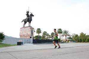 BIB: 
                            <button type="button" onclick="openModal(3657077)" class="btn btn-primary btn-sm float-right btn-popup" data-toggle="modal" data-target=".modal-high-quality">
                        <i class="fas fa-shopping-cart"></i> Add to Cart
                    </button>
                                            <button type="button" onclick="isThisMe(3657077, true)" class="btn btn-success btn-sm float-right btn-popup btn-isme hidden" data-toggle="tooltip" data-placement="bottom" title="นี่คือรูปของคุณใช่ไหม คลิกที่นี่เพื่อเอาเข้าอัลบั้ม">
                        <i class="fas fa-plus"></i> Add to album
                    </button>
                    <button type="button" onclick="isThisMe(3657077, false)" class="btn btn-warning btn-sm float-right btn-popup btn-isnotme hidden">
                        <i class="fas fa-ban"></i> Remove from album
                    </button>