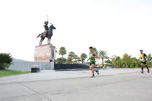 BIB: 
                            <button type="button" onclick="openModal(3657251)" class="btn btn-primary btn-sm float-right btn-popup" data-toggle="modal" data-target=".modal-high-quality">
                        <i class="fas fa-shopping-cart"></i> Add to Cart
                    </button>
                                            <button type="button" onclick="isThisMe(3657251, true)" class="btn btn-success btn-sm float-right btn-popup btn-isme hidden" data-toggle="tooltip" data-placement="bottom" title="นี่คือรูปของคุณใช่ไหม คลิกที่นี่เพื่อเอาเข้าอัลบั้ม">
                        <i class="fas fa-plus"></i> Add to album
                    </button>
                    <button type="button" onclick="isThisMe(3657251, false)" class="btn btn-warning btn-sm float-right btn-popup btn-isnotme hidden">
                        <i class="fas fa-ban"></i> Remove from album
                    </button>