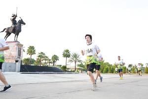 BIB: 1807
                            <button type="button" onclick="openModal(3657637)" class="btn btn-primary btn-sm float-right btn-popup" data-toggle="modal" data-target=".modal-high-quality">
                        <i class="fas fa-shopping-cart"></i> Add to Cart
                    </button>
                                            <button type="button" onclick="isThisMe(3657637, true)" class="btn btn-success btn-sm float-right btn-popup btn-isme hidden" data-toggle="tooltip" data-placement="bottom" title="นี่คือรูปของคุณใช่ไหม คลิกที่นี่เพื่อเอาเข้าอัลบั้ม">
                        <i class="fas fa-plus"></i> Add to album
                    </button>
                    <button type="button" onclick="isThisMe(3657637, false)" class="btn btn-warning btn-sm float-right btn-popup btn-isnotme hidden">
                        <i class="fas fa-ban"></i> Remove from album
                    </button>