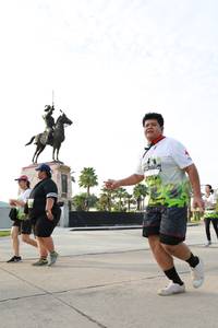 BIB: 
                            <button type="button" onclick="openModal(3658976)" class="btn btn-primary btn-sm float-right btn-popup" data-toggle="modal" data-target=".modal-high-quality">
                        <i class="fas fa-shopping-cart"></i> Add to Cart
                    </button>
                                            <button type="button" onclick="isThisMe(3658976, true)" class="btn btn-success btn-sm float-right btn-popup btn-isme hidden" data-toggle="tooltip" data-placement="bottom" title="นี่คือรูปของคุณใช่ไหม คลิกที่นี่เพื่อเอาเข้าอัลบั้ม">
                        <i class="fas fa-plus"></i> Add to album
                    </button>
                    <button type="button" onclick="isThisMe(3658976, false)" class="btn btn-warning btn-sm float-right btn-popup btn-isnotme hidden">
                        <i class="fas fa-ban"></i> Remove from album
                    </button>