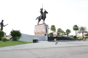 BIB: 
                            <button type="button" onclick="openModal(3657131)" class="btn btn-primary btn-sm float-right btn-popup" data-toggle="modal" data-target=".modal-high-quality">
                        <i class="fas fa-shopping-cart"></i> Add to Cart
                    </button>
                                            <button type="button" onclick="isThisMe(3657131, true)" class="btn btn-success btn-sm float-right btn-popup btn-isme hidden" data-toggle="tooltip" data-placement="bottom" title="นี่คือรูปของคุณใช่ไหม คลิกที่นี่เพื่อเอาเข้าอัลบั้ม">
                        <i class="fas fa-plus"></i> Add to album
                    </button>
                    <button type="button" onclick="isThisMe(3657131, false)" class="btn btn-warning btn-sm float-right btn-popup btn-isnotme hidden">
                        <i class="fas fa-ban"></i> Remove from album
                    </button>