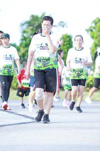 BIB: 
                            <button type="button" onclick="openModal(3670899)" class="btn btn-primary btn-sm float-right btn-popup" data-toggle="modal" data-target=".modal-high-quality">
                        <i class="fas fa-shopping-cart"></i> Add to Cart
                    </button>
                                            <button type="button" onclick="isThisMe(3670899, true)" class="btn btn-success btn-sm float-right btn-popup btn-isme hidden" data-toggle="tooltip" data-placement="bottom" title="นี่คือรูปของคุณใช่ไหม คลิกที่นี่เพื่อเอาเข้าอัลบั้ม">
                        <i class="fas fa-plus"></i> Add to album
                    </button>
                    <button type="button" onclick="isThisMe(3670899, false)" class="btn btn-warning btn-sm float-right btn-popup btn-isnotme hidden">
                        <i class="fas fa-ban"></i> Remove from album
                    </button>