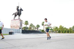 BIB: 
                            <button type="button" onclick="openModal(3657632)" class="btn btn-primary btn-sm float-right btn-popup" data-toggle="modal" data-target=".modal-high-quality">
                        <i class="fas fa-shopping-cart"></i> Add to Cart
                    </button>
                                            <button type="button" onclick="isThisMe(3657632, true)" class="btn btn-success btn-sm float-right btn-popup btn-isme hidden" data-toggle="tooltip" data-placement="bottom" title="นี่คือรูปของคุณใช่ไหม คลิกที่นี่เพื่อเอาเข้าอัลบั้ม">
                        <i class="fas fa-plus"></i> Add to album
                    </button>
                    <button type="button" onclick="isThisMe(3657632, false)" class="btn btn-warning btn-sm float-right btn-popup btn-isnotme hidden">
                        <i class="fas fa-ban"></i> Remove from album
                    </button>