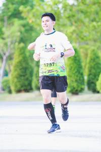 BIB: 1757
                            <button type="button" onclick="openModal(3652182)" class="btn btn-primary btn-sm float-right btn-popup" data-toggle="modal" data-target=".modal-high-quality">
                        <i class="fas fa-shopping-cart"></i> Add to Cart
                    </button>
                                            <button type="button" onclick="isThisMe(3652182, true)" class="btn btn-success btn-sm float-right btn-popup btn-isme hidden" data-toggle="tooltip" data-placement="bottom" title="นี่คือรูปของคุณใช่ไหม คลิกที่นี่เพื่อเอาเข้าอัลบั้ม">
                        <i class="fas fa-plus"></i> Add to album
                    </button>
                    <button type="button" onclick="isThisMe(3652182, false)" class="btn btn-warning btn-sm float-right btn-popup btn-isnotme hidden">
                        <i class="fas fa-ban"></i> Remove from album
                    </button>