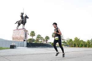 BIB: 1743
                            <button type="button" onclick="openModal(3657273)" class="btn btn-primary btn-sm float-right btn-popup" data-toggle="modal" data-target=".modal-high-quality">
                        <i class="fas fa-shopping-cart"></i> Add to Cart
                    </button>
                                            <button type="button" onclick="isThisMe(3657273, true)" class="btn btn-success btn-sm float-right btn-popup btn-isme hidden" data-toggle="tooltip" data-placement="bottom" title="นี่คือรูปของคุณใช่ไหม คลิกที่นี่เพื่อเอาเข้าอัลบั้ม">
                        <i class="fas fa-plus"></i> Add to album
                    </button>
                    <button type="button" onclick="isThisMe(3657273, false)" class="btn btn-warning btn-sm float-right btn-popup btn-isnotme hidden">
                        <i class="fas fa-ban"></i> Remove from album
                    </button>