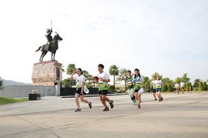 BIB: 
                            <button type="button" onclick="openModal(3659403)" class="btn btn-primary btn-sm float-right btn-popup" data-toggle="modal" data-target=".modal-high-quality">
                        <i class="fas fa-shopping-cart"></i> Add to Cart
                    </button>
                                            <button type="button" onclick="isThisMe(3659403, true)" class="btn btn-success btn-sm float-right btn-popup btn-isme hidden" data-toggle="tooltip" data-placement="bottom" title="นี่คือรูปของคุณใช่ไหม คลิกที่นี่เพื่อเอาเข้าอัลบั้ม">
                        <i class="fas fa-plus"></i> Add to album
                    </button>
                    <button type="button" onclick="isThisMe(3659403, false)" class="btn btn-warning btn-sm float-right btn-popup btn-isnotme hidden">
                        <i class="fas fa-ban"></i> Remove from album
                    </button>