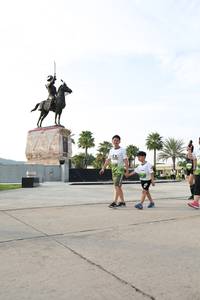 BIB: 
                            <button type="button" onclick="openModal(3658498)" class="btn btn-primary btn-sm float-right btn-popup" data-toggle="modal" data-target=".modal-high-quality">
                        <i class="fas fa-shopping-cart"></i> Add to Cart
                    </button>
                                            <button type="button" onclick="isThisMe(3658498, true)" class="btn btn-success btn-sm float-right btn-popup btn-isme hidden" data-toggle="tooltip" data-placement="bottom" title="นี่คือรูปของคุณใช่ไหม คลิกที่นี่เพื่อเอาเข้าอัลบั้ม">
                        <i class="fas fa-plus"></i> Add to album
                    </button>
                    <button type="button" onclick="isThisMe(3658498, false)" class="btn btn-warning btn-sm float-right btn-popup btn-isnotme hidden">
                        <i class="fas fa-ban"></i> Remove from album
                    </button>