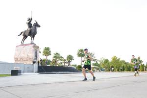 BIB: 
                            <button type="button" onclick="openModal(3657710)" class="btn btn-primary btn-sm float-right btn-popup" data-toggle="modal" data-target=".modal-high-quality">
                        <i class="fas fa-shopping-cart"></i> Add to Cart
                    </button>
                                            <button type="button" onclick="isThisMe(3657710, true)" class="btn btn-success btn-sm float-right btn-popup btn-isme hidden" data-toggle="tooltip" data-placement="bottom" title="นี่คือรูปของคุณใช่ไหม คลิกที่นี่เพื่อเอาเข้าอัลบั้ม">
                        <i class="fas fa-plus"></i> Add to album
                    </button>
                    <button type="button" onclick="isThisMe(3657710, false)" class="btn btn-warning btn-sm float-right btn-popup btn-isnotme hidden">
                        <i class="fas fa-ban"></i> Remove from album
                    </button>