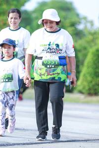 BIB: 
                            <button type="button" onclick="openModal(3687939)" class="btn btn-primary btn-sm float-right btn-popup" data-toggle="modal" data-target=".modal-high-quality">
                        <i class="fas fa-shopping-cart"></i> Add to Cart
                    </button>
                                            <button type="button" onclick="isThisMe(3687939, true)" class="btn btn-success btn-sm float-right btn-popup btn-isme hidden" data-toggle="tooltip" data-placement="bottom" title="นี่คือรูปของคุณใช่ไหม คลิกที่นี่เพื่อเอาเข้าอัลบั้ม">
                        <i class="fas fa-plus"></i> Add to album
                    </button>
                    <button type="button" onclick="isThisMe(3687939, false)" class="btn btn-warning btn-sm float-right btn-popup btn-isnotme hidden">
                        <i class="fas fa-ban"></i> Remove from album
                    </button>