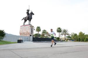 BIB: 
                            <button type="button" onclick="openModal(3657096)" class="btn btn-primary btn-sm float-right btn-popup" data-toggle="modal" data-target=".modal-high-quality">
                        <i class="fas fa-shopping-cart"></i> Add to Cart
                    </button>
                                            <button type="button" onclick="isThisMe(3657096, true)" class="btn btn-success btn-sm float-right btn-popup btn-isme hidden" data-toggle="tooltip" data-placement="bottom" title="นี่คือรูปของคุณใช่ไหม คลิกที่นี่เพื่อเอาเข้าอัลบั้ม">
                        <i class="fas fa-plus"></i> Add to album
                    </button>
                    <button type="button" onclick="isThisMe(3657096, false)" class="btn btn-warning btn-sm float-right btn-popup btn-isnotme hidden">
                        <i class="fas fa-ban"></i> Remove from album
                    </button>